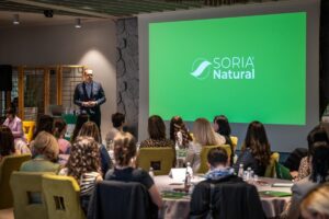 Kako Pomagati Psu Ki Ka Lja Fitoterapija v sodobni farmacevtski praksi